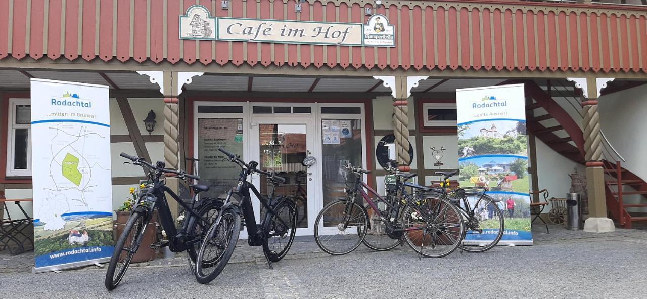 Cafe Im Hof- Bed & Breakfast Streufdorf Buitenkant foto