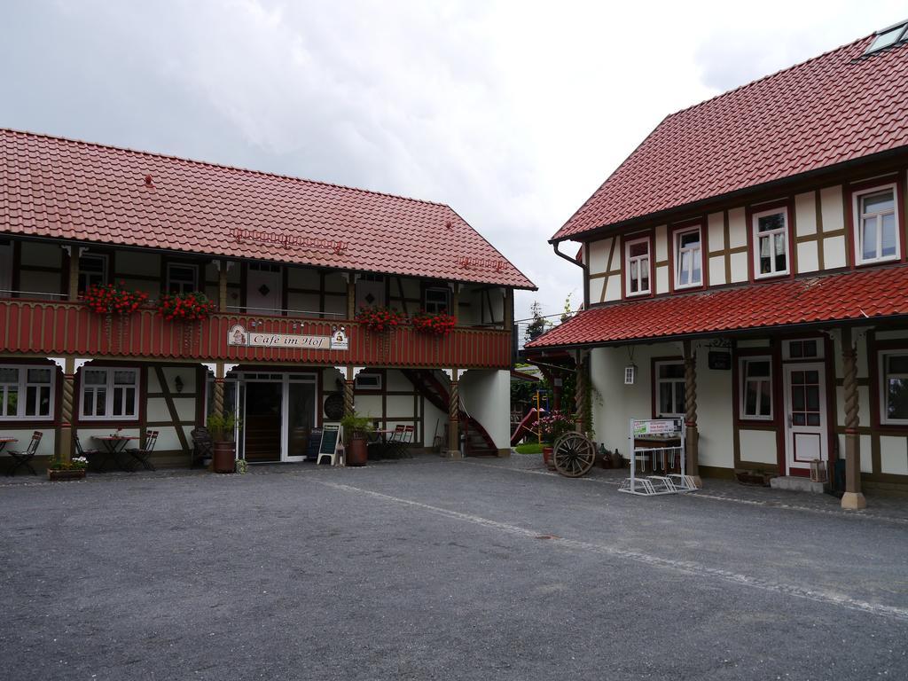 Cafe Im Hof- Bed & Breakfast Streufdorf Buitenkant foto